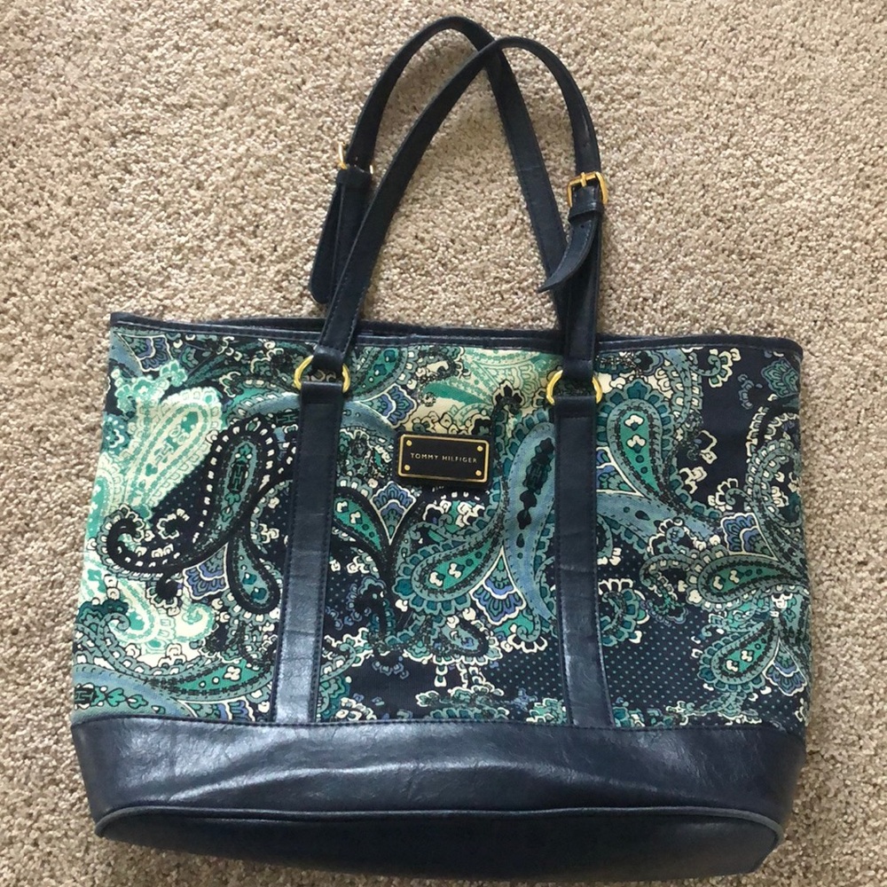 Tommy Hilfiger paisley purse